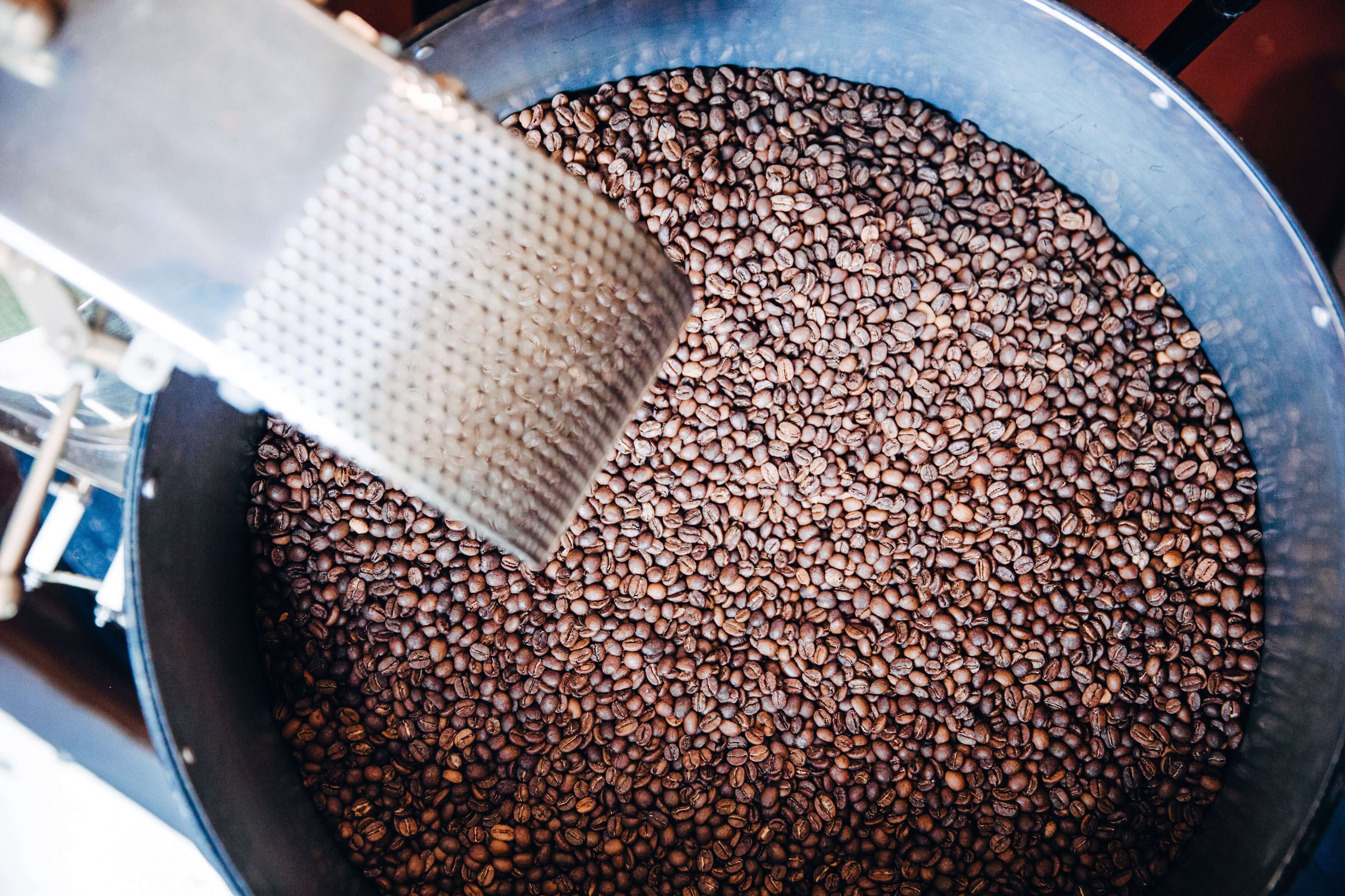 100% Arabica. Huskies in Bikinis® Snowy Mountains Blend